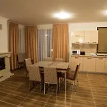 Villa In Complex Trakiyskiy Bryag Lozenec