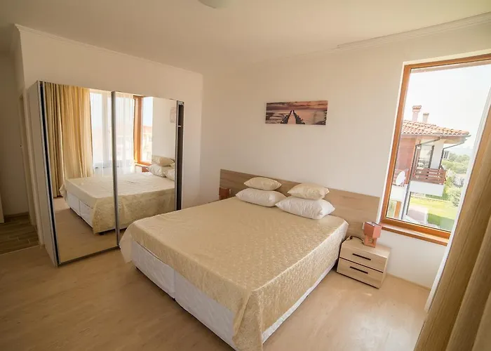 In Complex Trakiyskiy Bryag Villa *