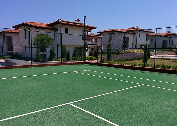 In Complex Trakiyskiy Bryag Villa