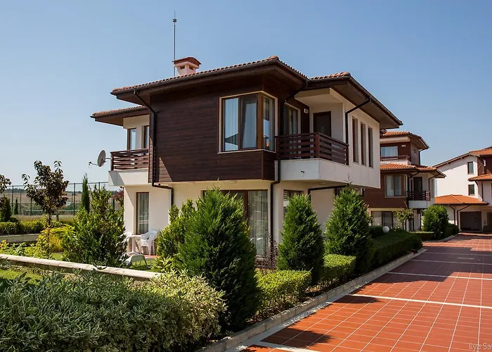 In Complex Trakiyskiy Bryag *