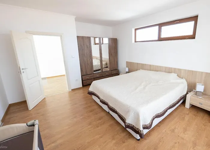 In Complex Trakiyskiy Bryag *